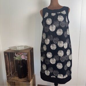 AB Studio Womens Size 8 Shift Sleeveless Dress Black White Circles with pockets